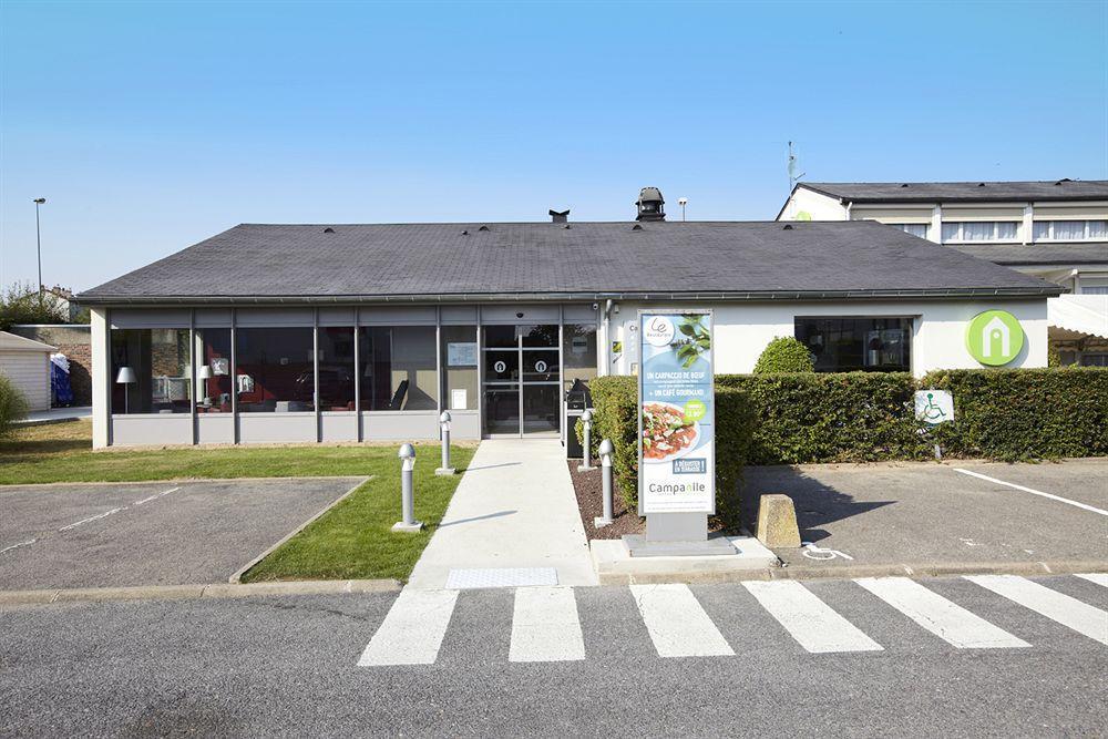 钟楼克莱特伊中央酒店 克雷泰伊 外观 照片