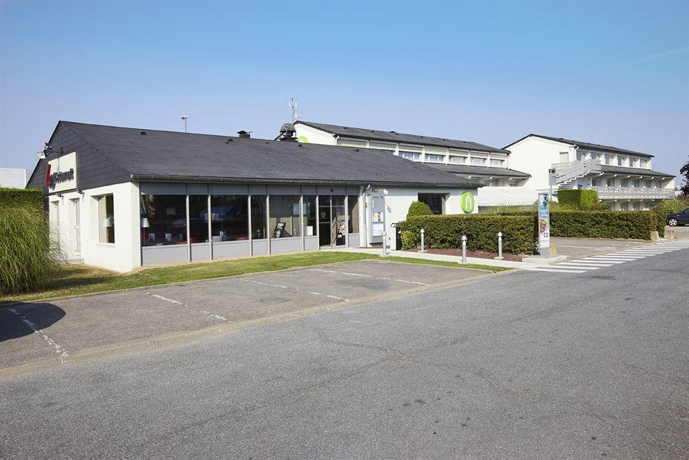 钟楼克莱特伊中央酒店 克雷泰伊 外观 照片